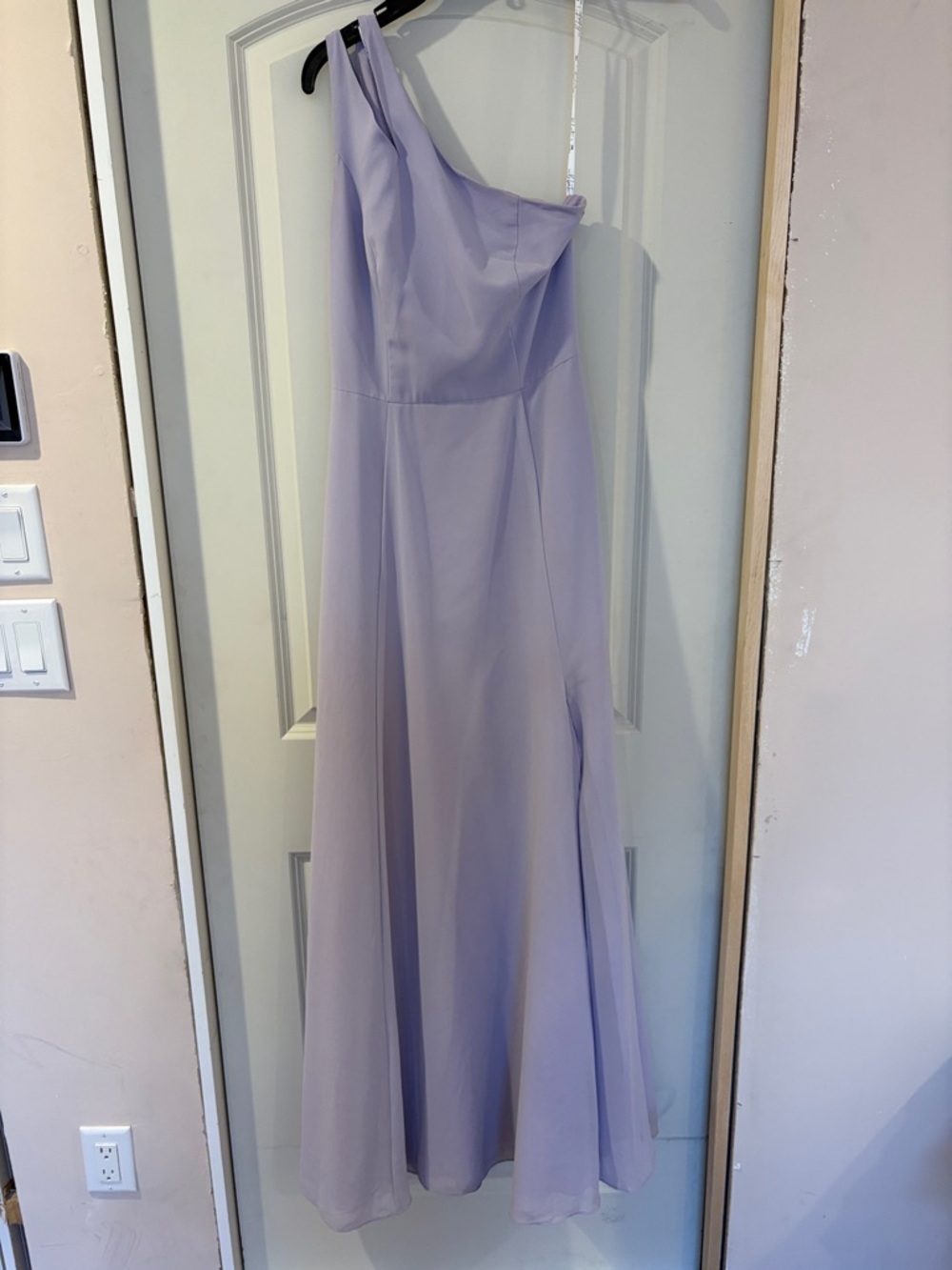 David’s Bridal Lavender One-Shoulder Bridesmaids/Evening Dress